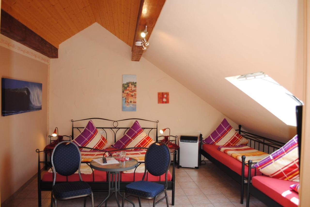 רוסט Gaestehaus Maier מראה חיצוני תמונה